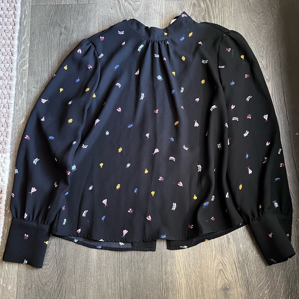 Cooper & Ella button back bug top M medium